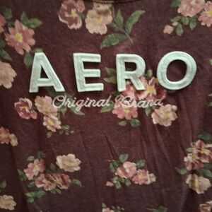 Aeropostale Classic Crew Floral Top